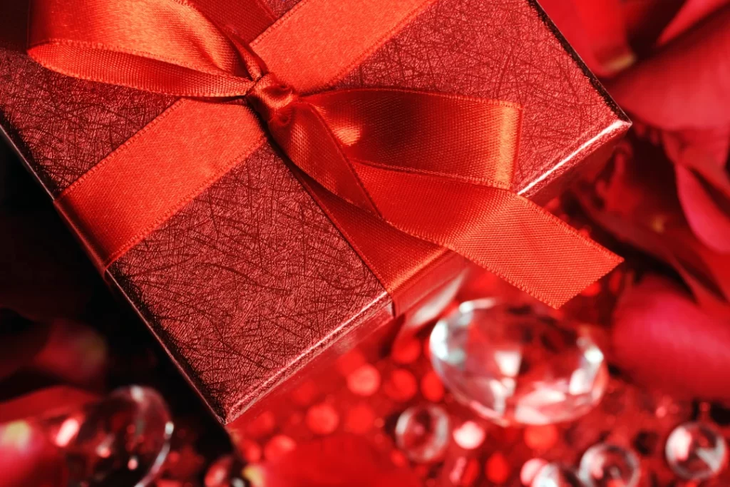sparkling-red-gift-box